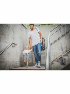 Autositze & Kinderwagen Hauck Buggy Swift Plus, Mickey Cool Vibes Günstig Kaufen -Hauck shop hauck buggy swift plus mickey cool vibes 1